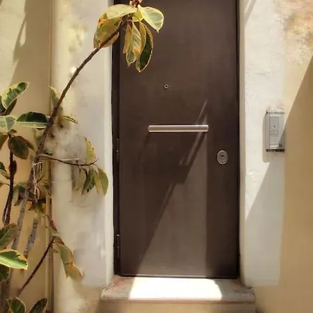 Garitta Dodici Apartment *